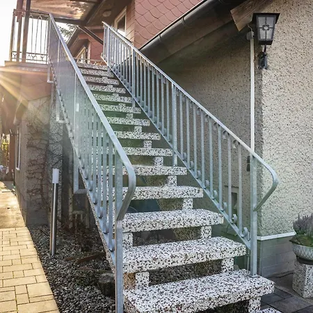 S Viering * برناو باي برلين